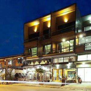3 Laan House